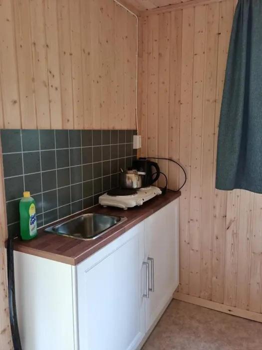 Torfoss Gard, Hytte Utleie, Campingvogn Og Bobil Plasser Potka Экстерьер фото